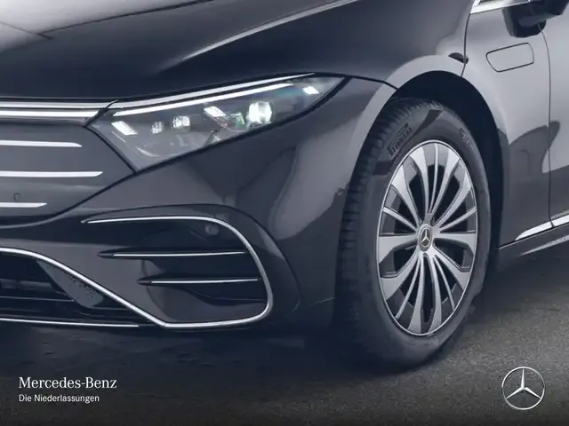 Mercedes-Benz EQS