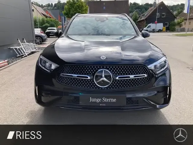 Mercedes-Benz GLC 220