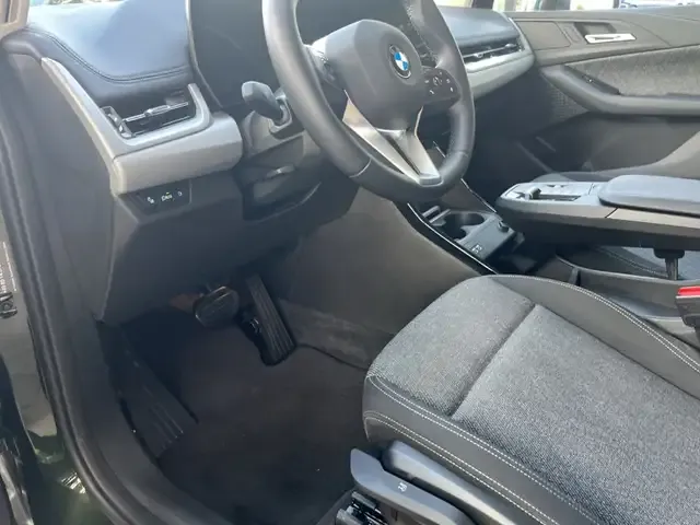 BMW 216