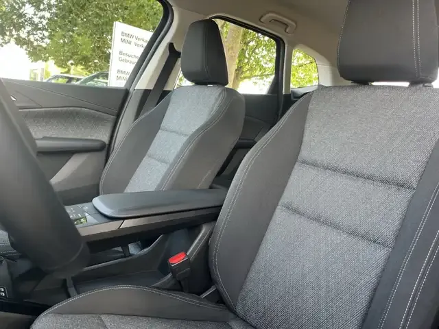BMW 216