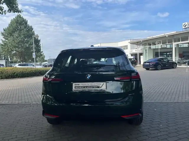 BMW 216