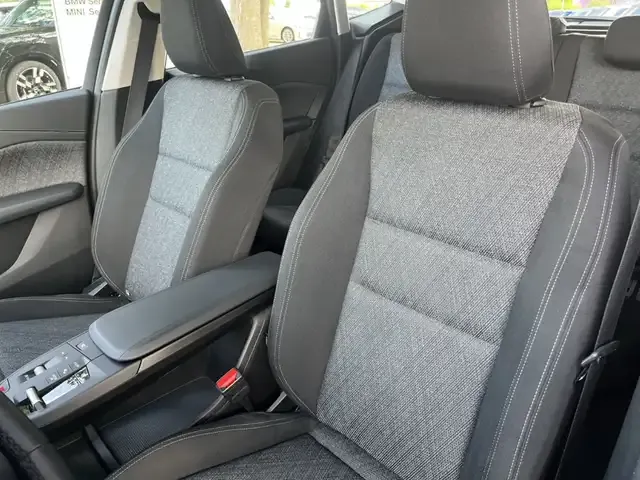 BMW 216