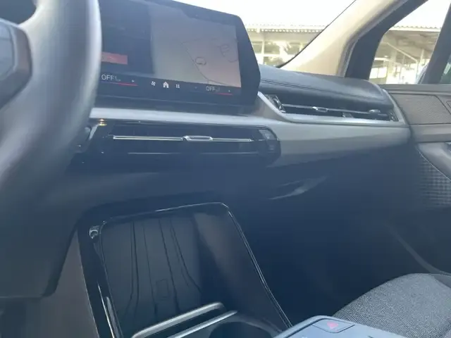 BMW 216