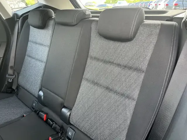 BMW 216