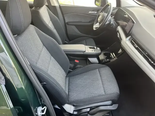 BMW 216