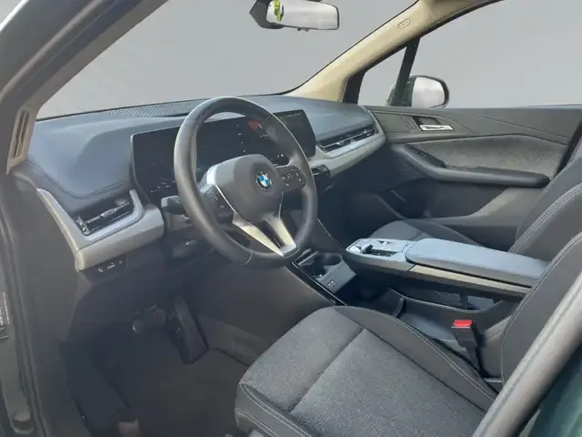 BMW 216