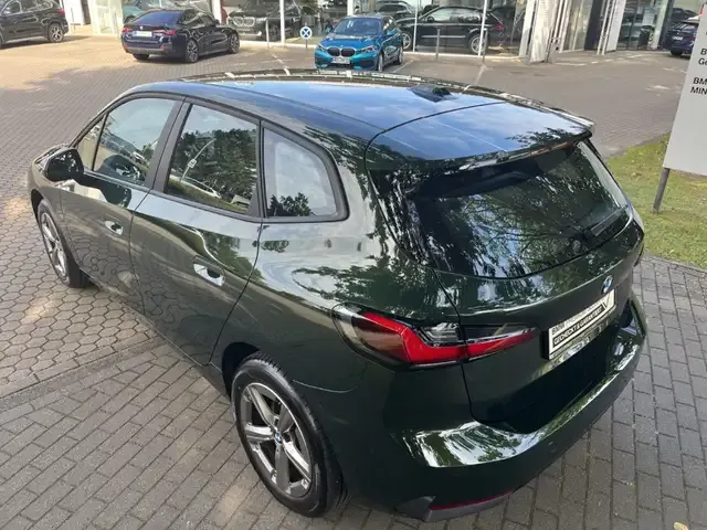 BMW 216