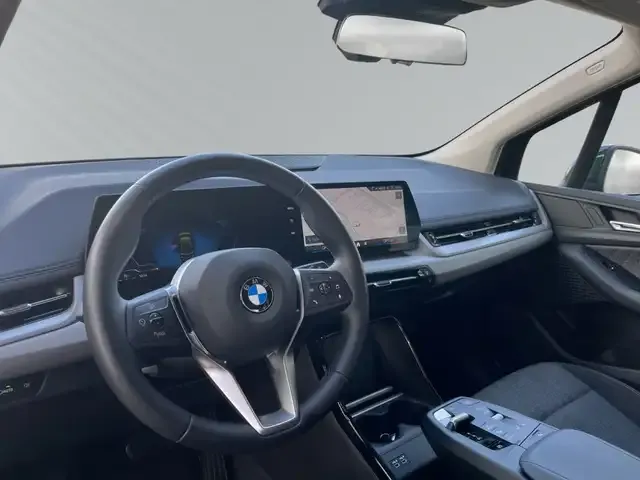 BMW 216