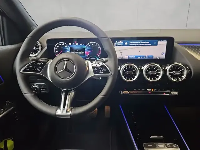 Mercedes-Benz GLA 180