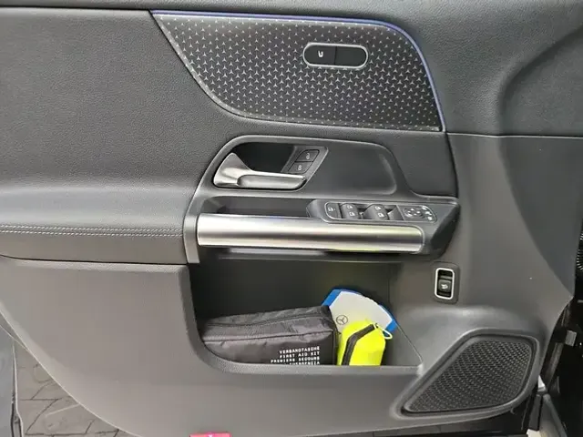 Mercedes-Benz GLA 180