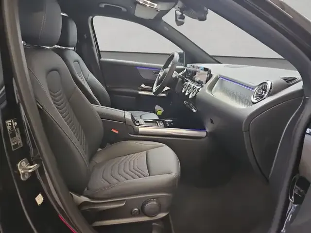 Mercedes-Benz GLA 180