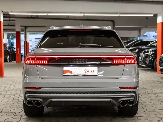 Audi SQ8