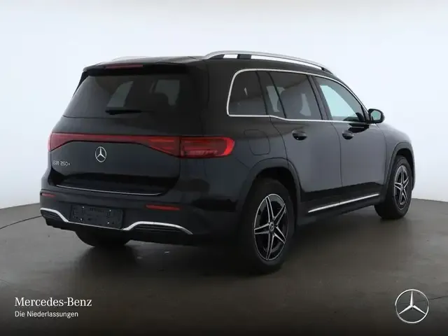 Mercedes-Benz EQB 250