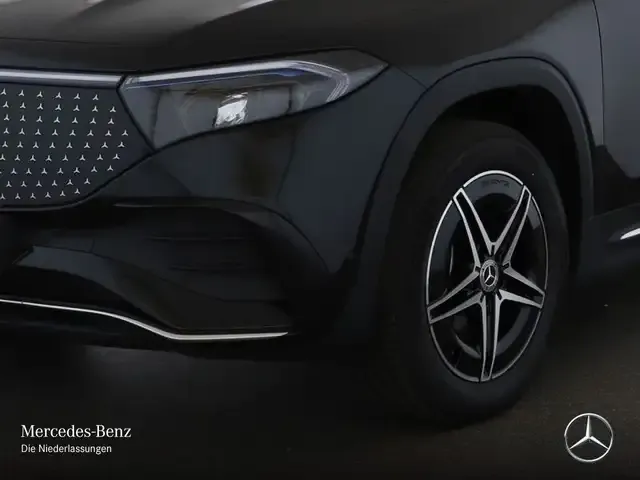Mercedes-Benz EQB 250