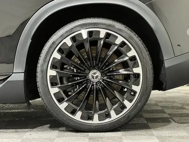 Mercedes-Benz EQE SUV