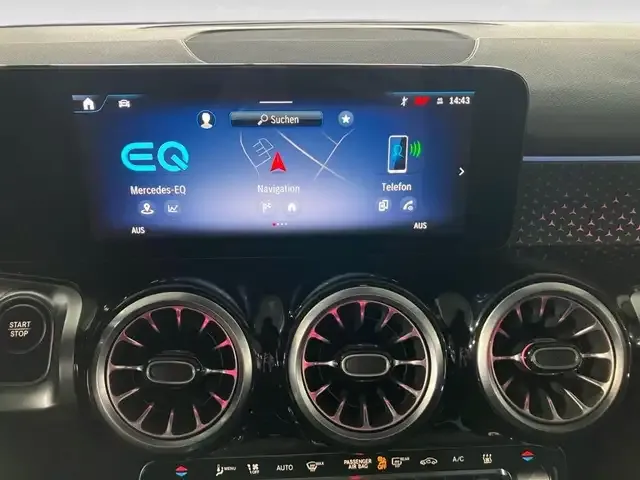 Mercedes-Benz EQB 300