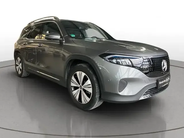 Mercedes-Benz EQB 300