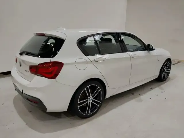 BMW 120
