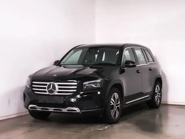 Mercedes-Benz GLB 220