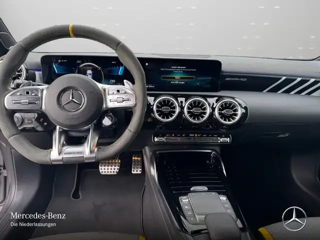 Mercedes-Benz CLA 45 AMG