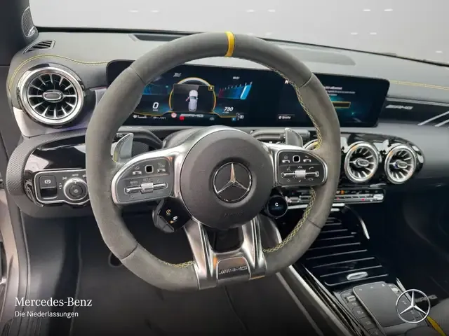 Mercedes-Benz CLA 45 AMG