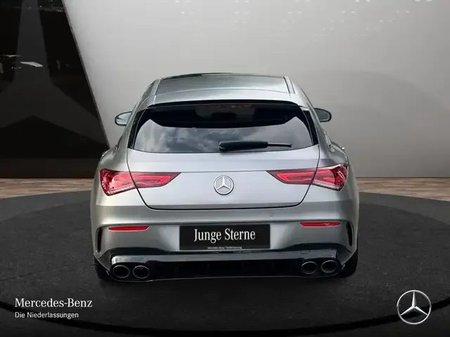 Mercedes-Benz CLA 45 AMG