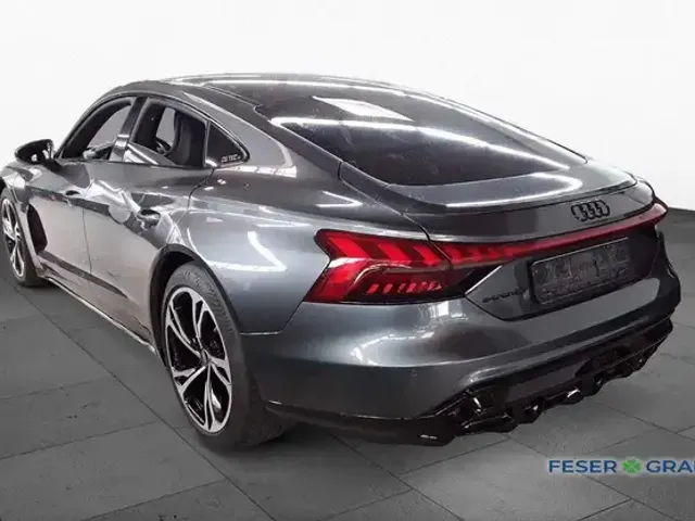 Audi e-tron GT