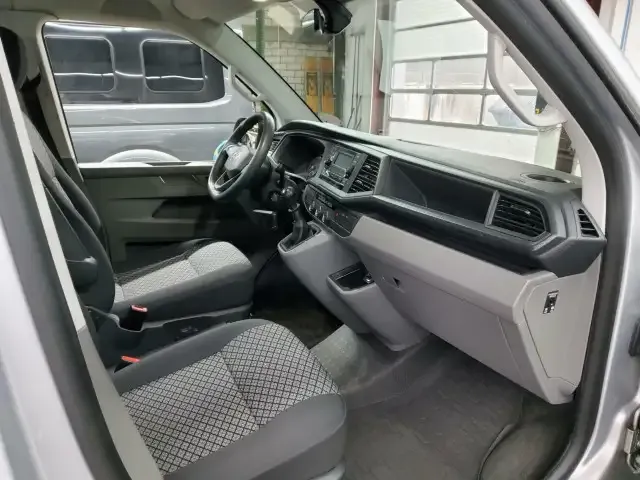 Volkswagen T6.1 Caravelle