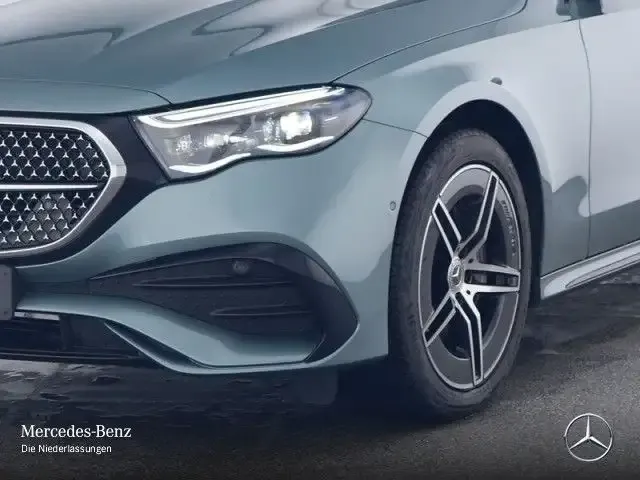 Mercedes-Benz E 300