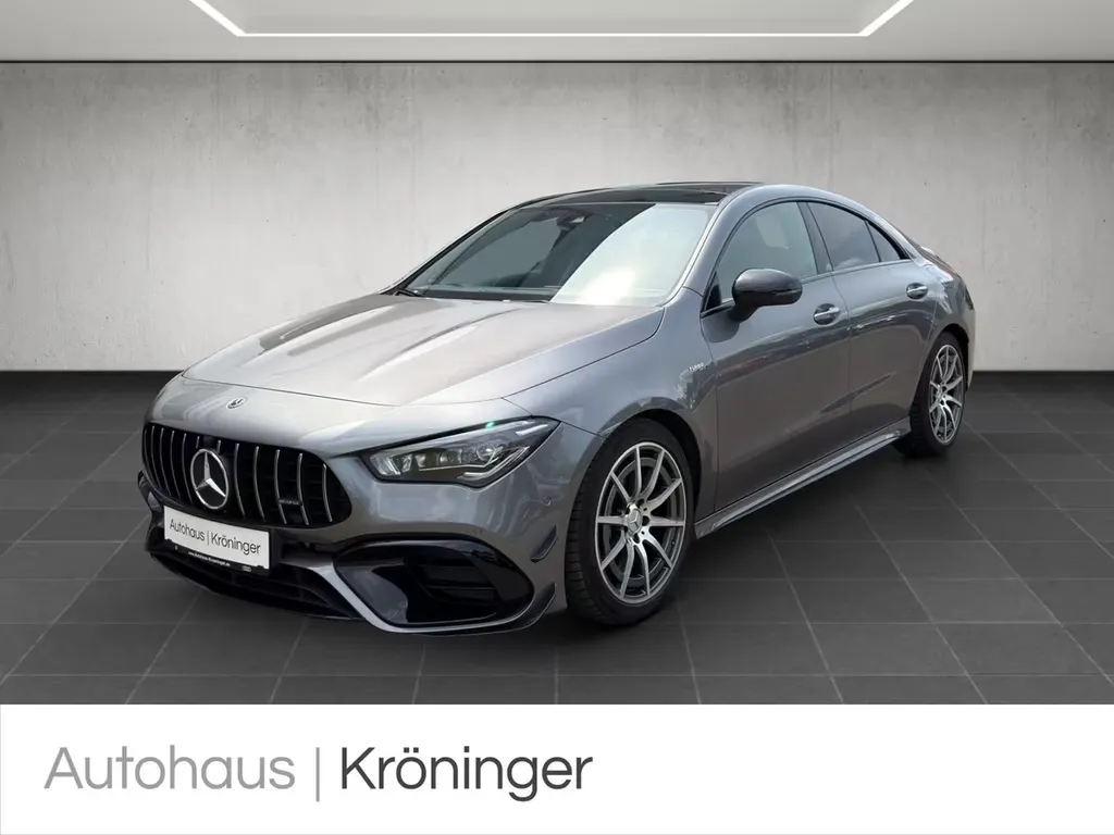 Mercedes-Benz CLA 45 AMG