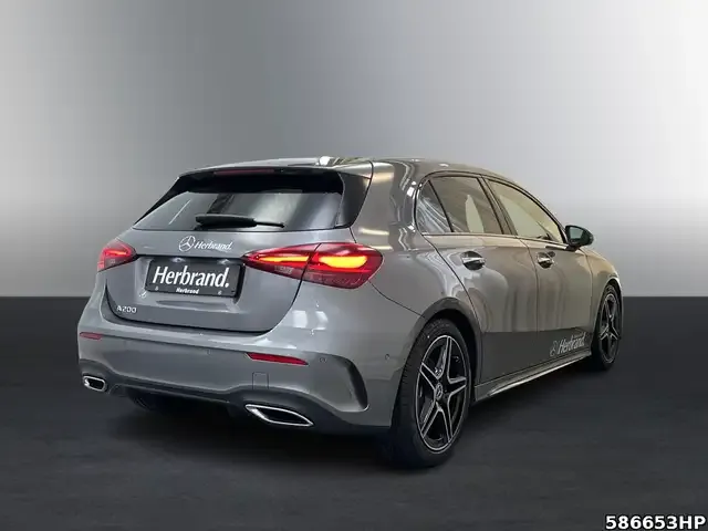Mercedes-Benz A 200