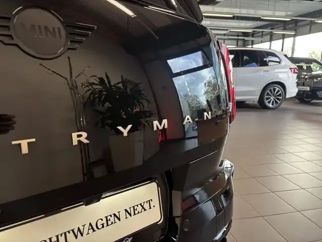 MINI John Cooper Works Countryman