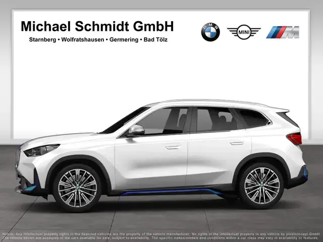BMW iX1