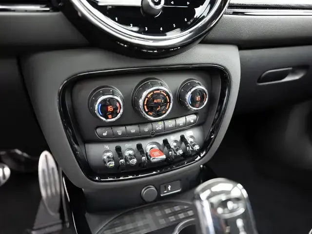 MINI John Cooper Works Clubman