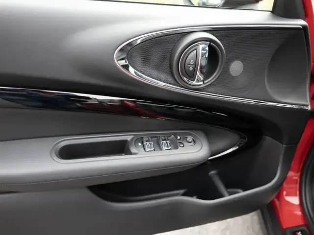 MINI John Cooper Works Clubman