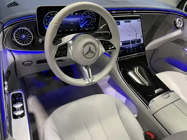 Mercedes-Benz EQE SUV