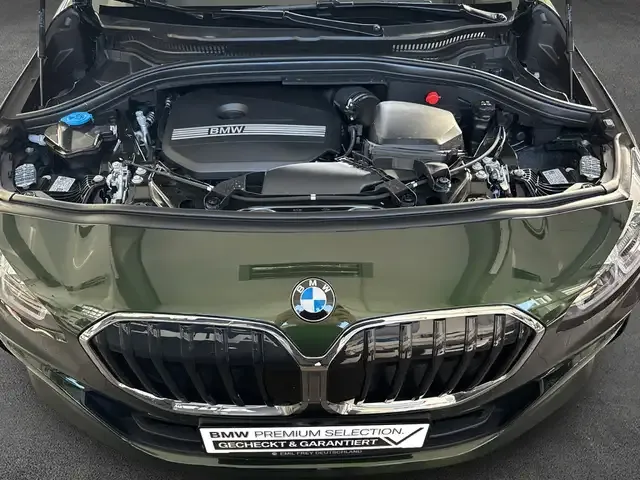 BMW 216
