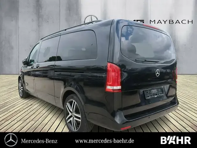 Mercedes-Benz V 250