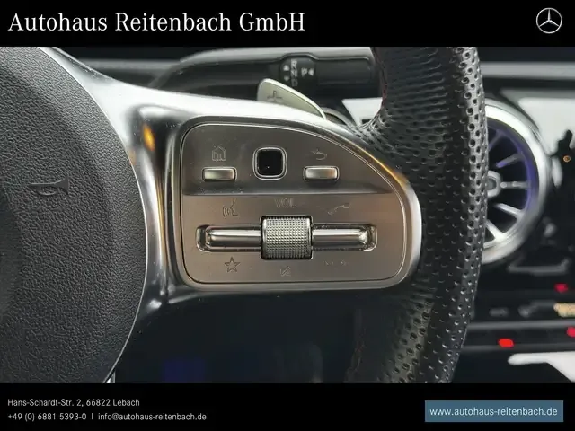 Mercedes-Benz CLA 200