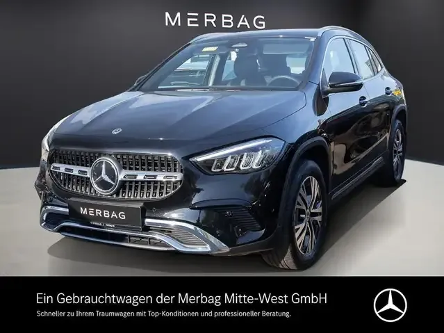 Mercedes-Benz GLA 200
