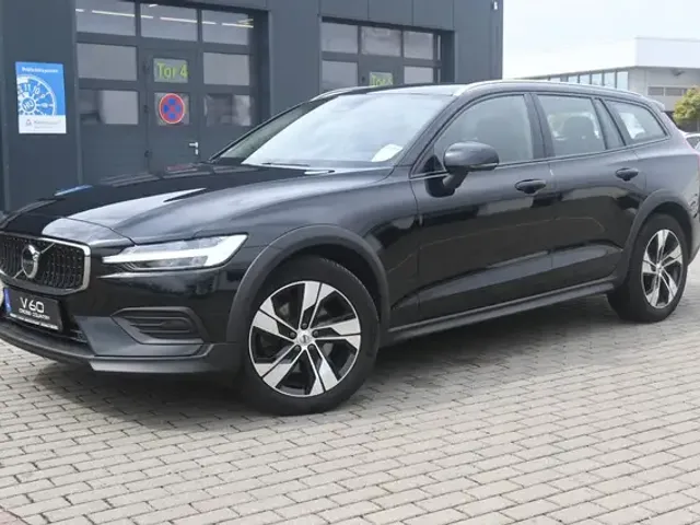 Volvo V60 Cross Country