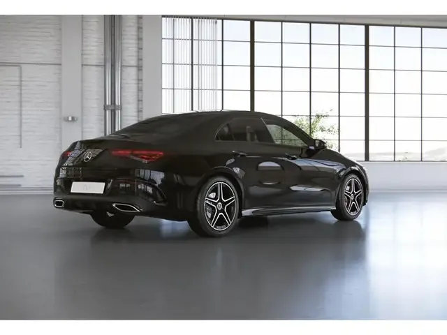 Mercedes-Benz CLA 180