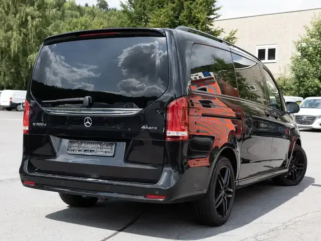 Mercedes-Benz V 300