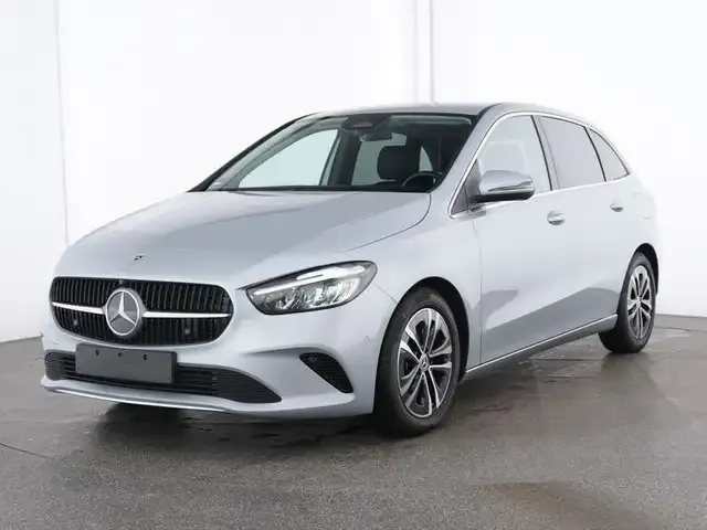 Mercedes-Benz B 220