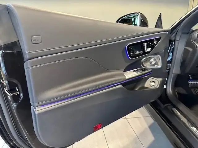Mercedes-Benz CLE 200