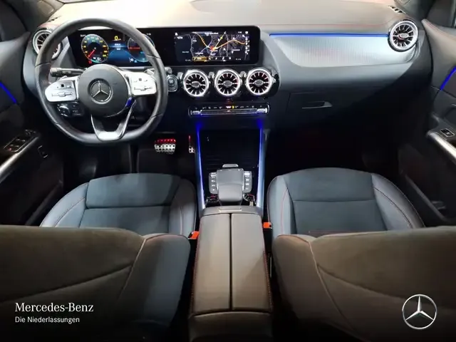 Mercedes-Benz EQA 300