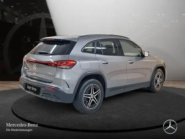Mercedes-Benz EQA 300