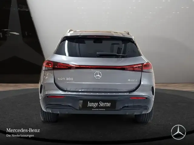 Mercedes-Benz EQA 300