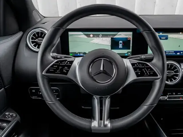 Mercedes-Benz EQA 350