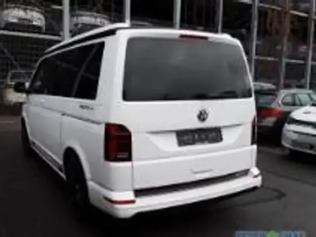 Volkswagen T6.1 California